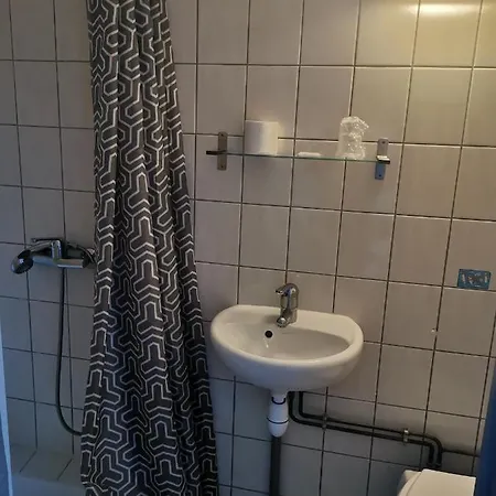 Le Relais De L Aiguillon Hotel
