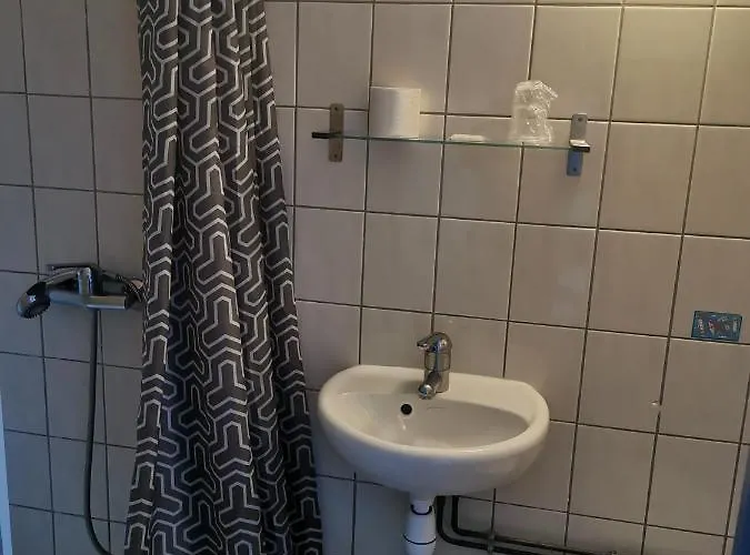 Le Relais De L Aiguillon Hotel